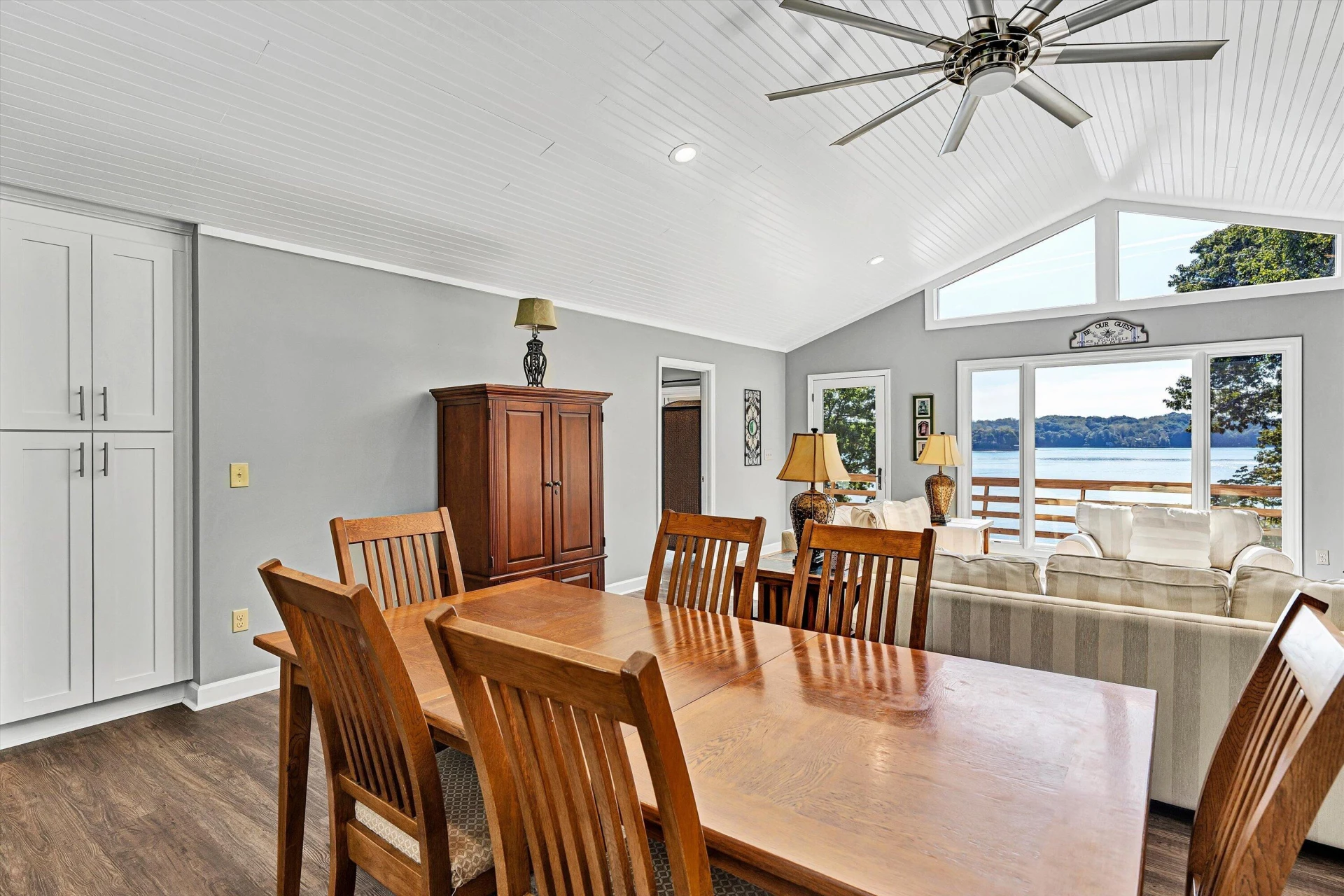 3388 Lakewood Forest RD - Photo 9