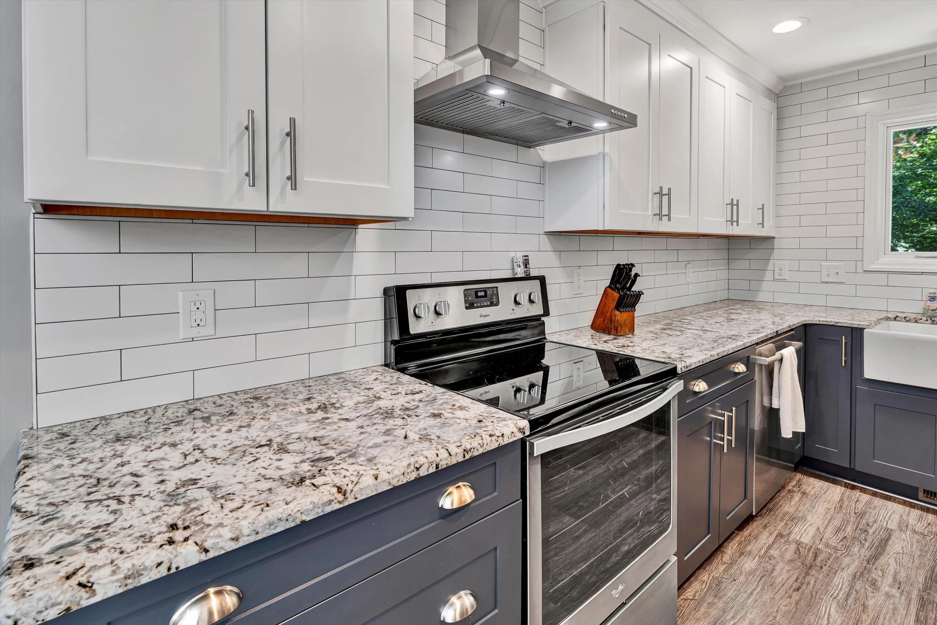 3388 Lakewood Forest RD - Photo 14