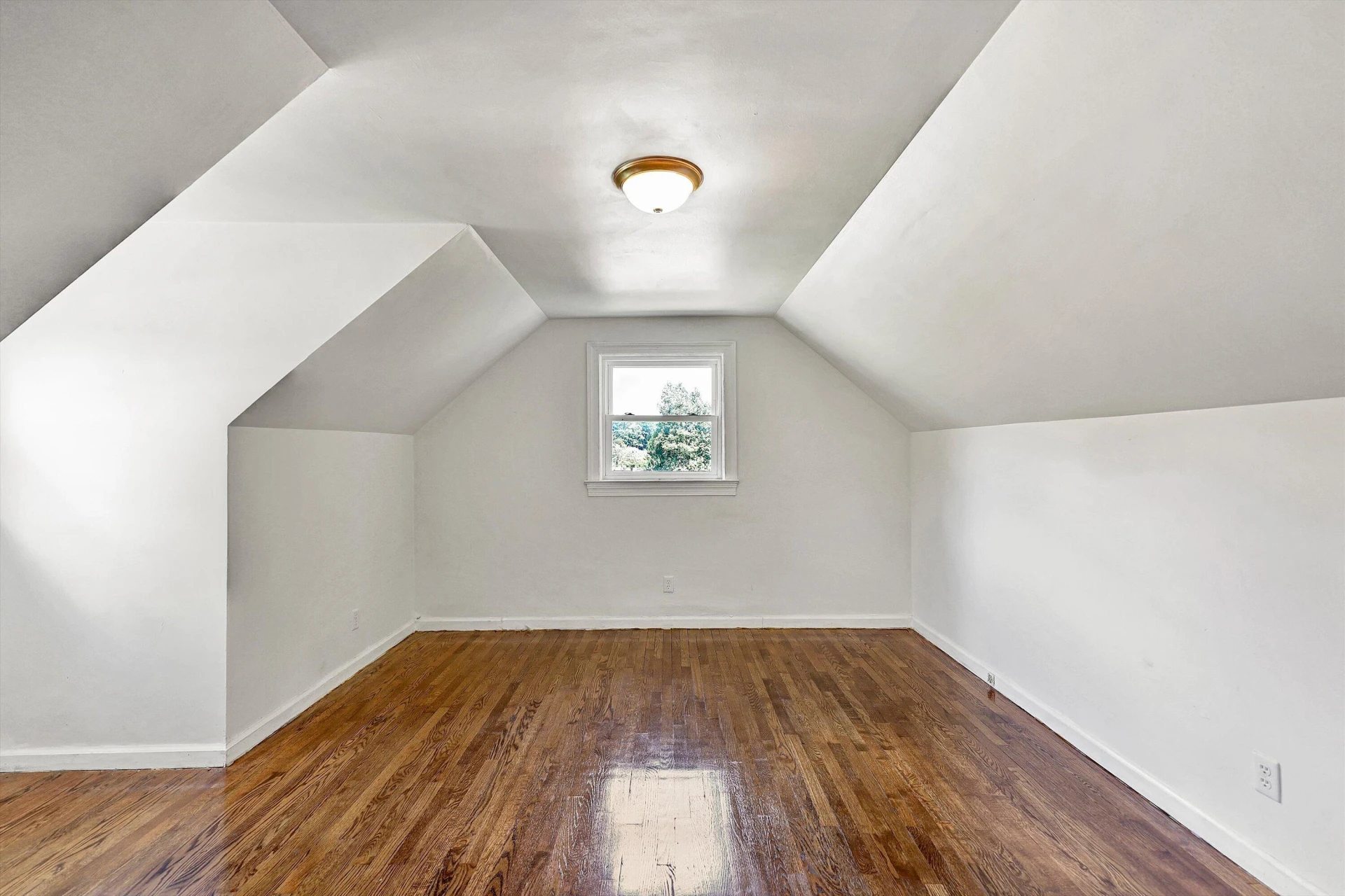 372 Trott CIR - Photo 14