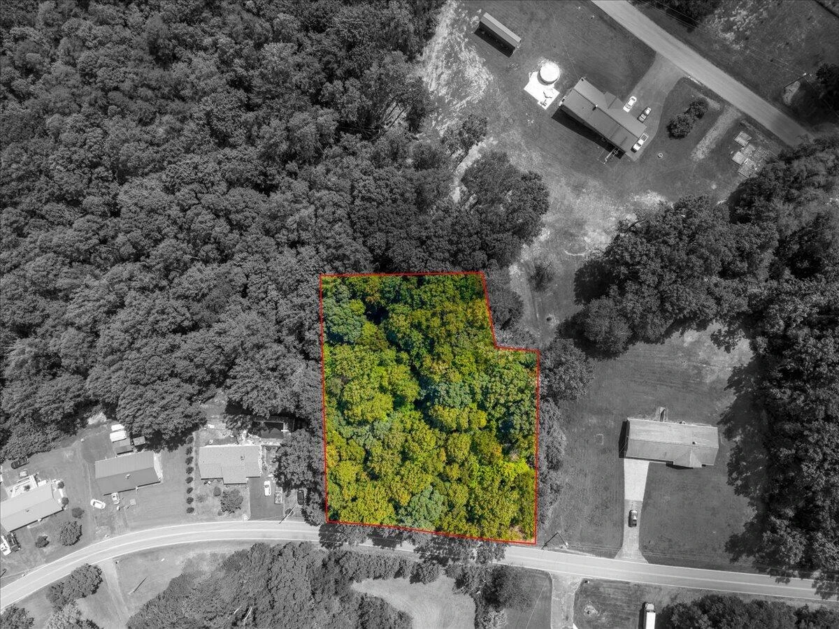 1050 Longview DR - Photo 5