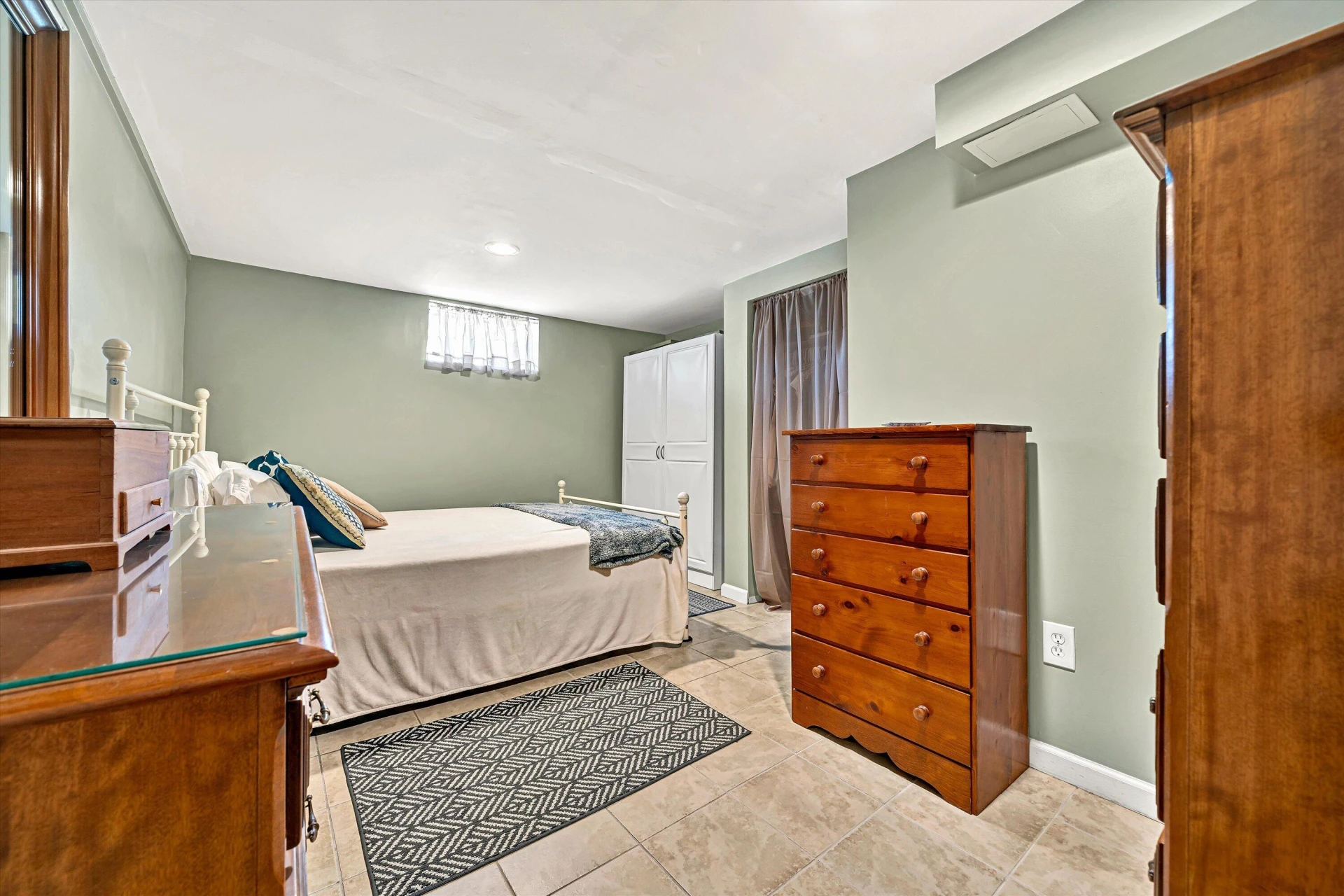 342 Thrush DR NW - Photo 16