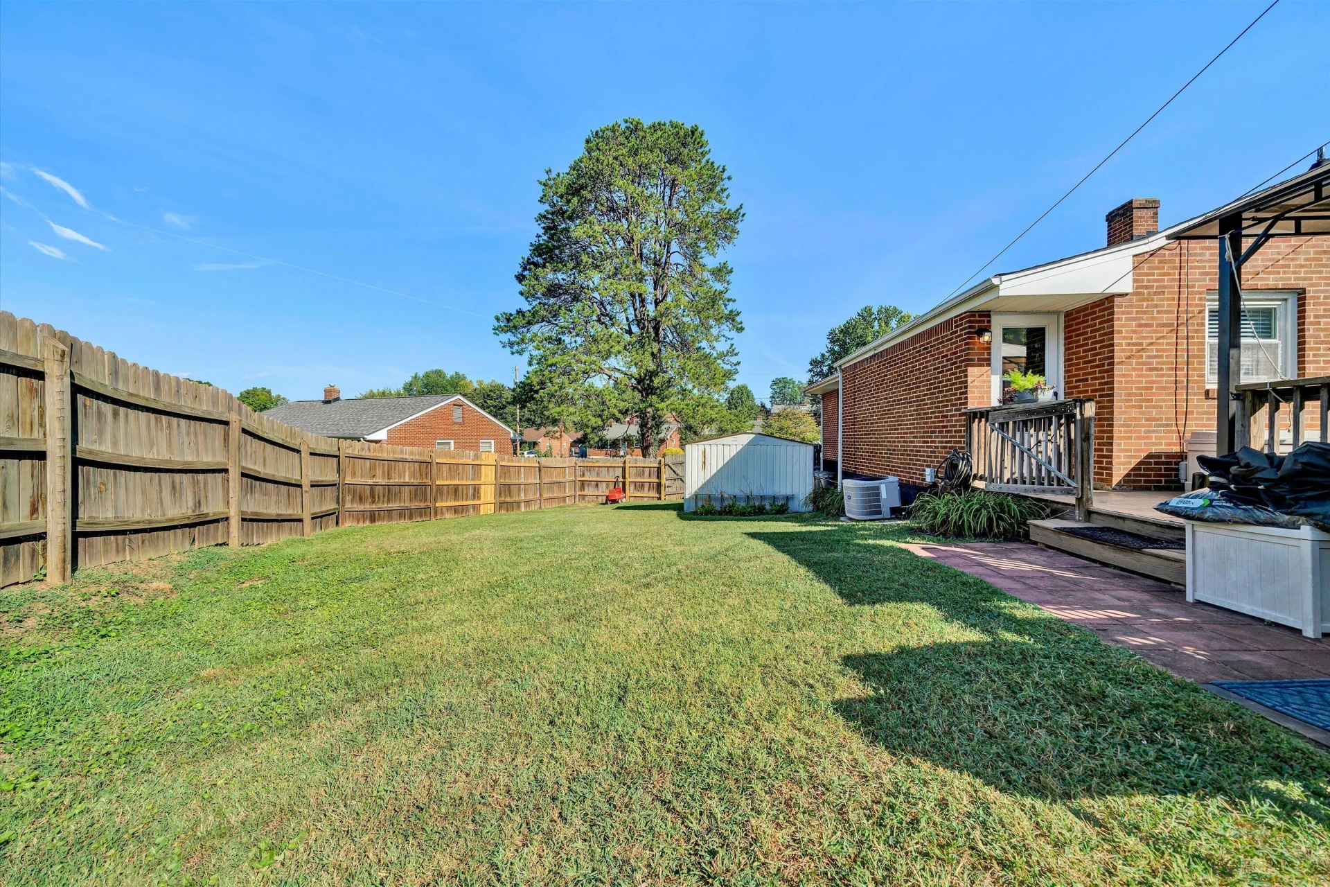 342 Thrush DR NW - Photo 24