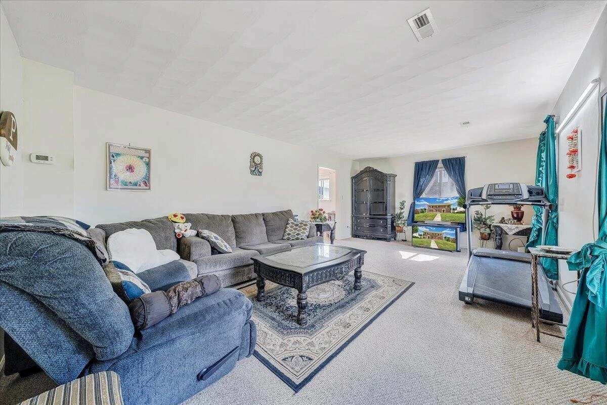867 Finney DR - Photo 4
