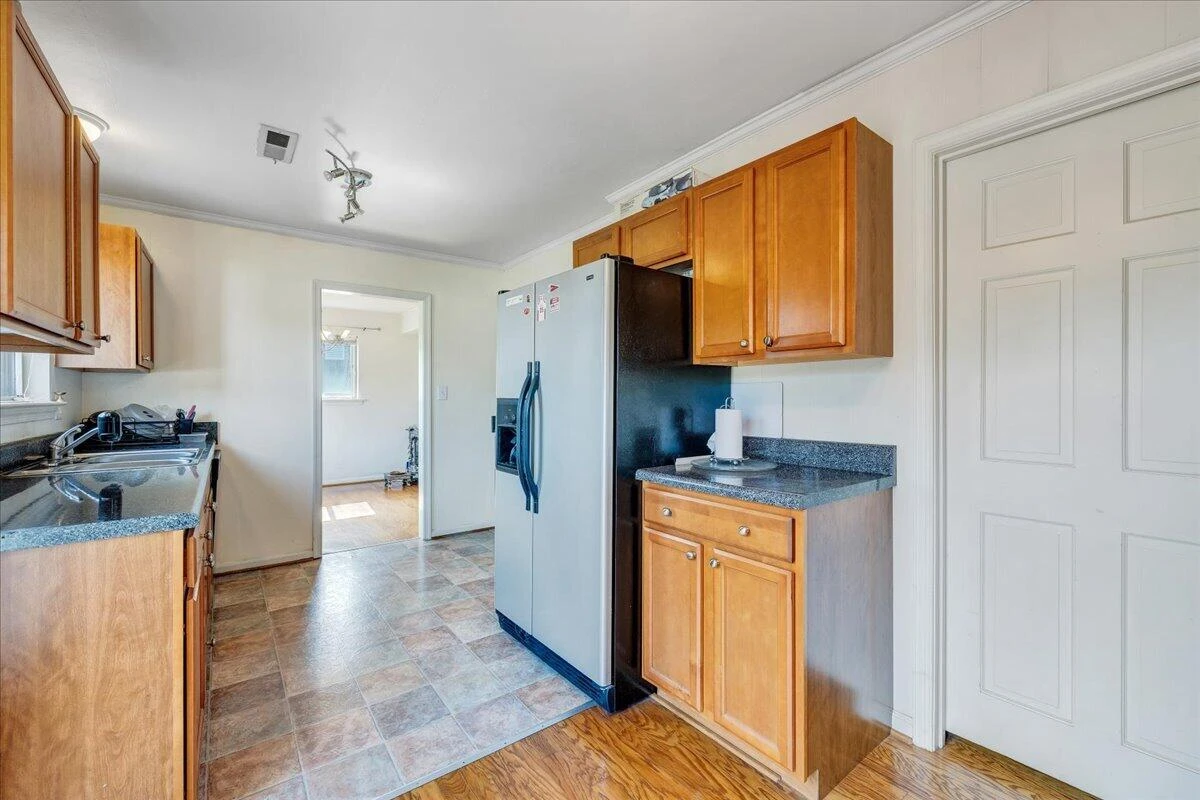867 Finney DR - Photo 16