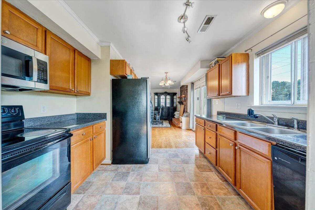 867 Finney DR - Photo 18