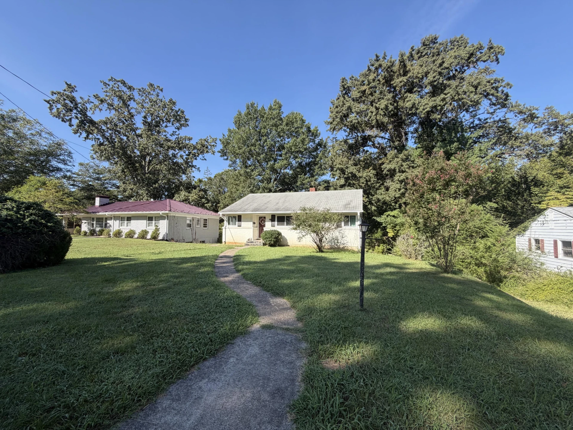 1689 Spottswood PL - Photo 2