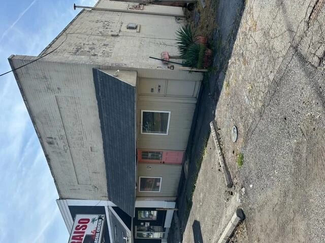 3328 Williamson RD NW - Photo 5