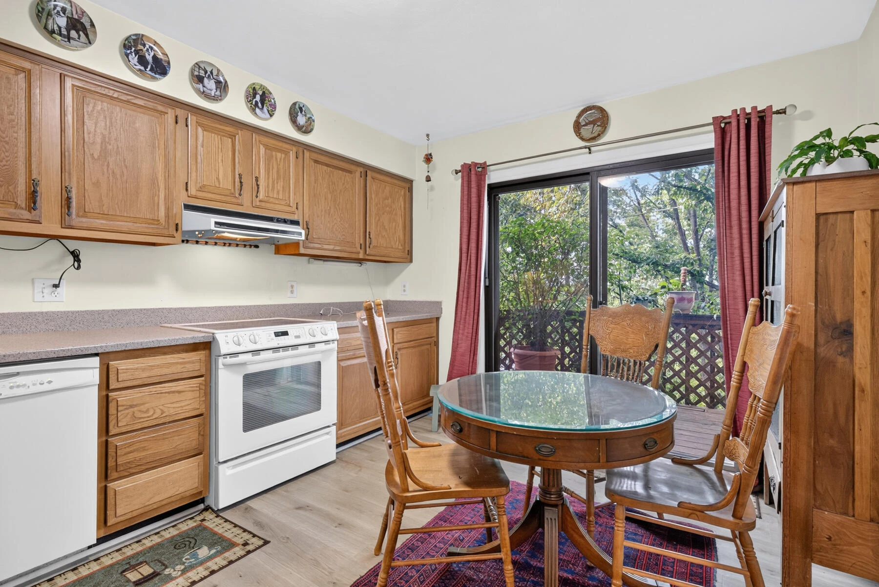 3434 Stonehenge SQ - Photo 4