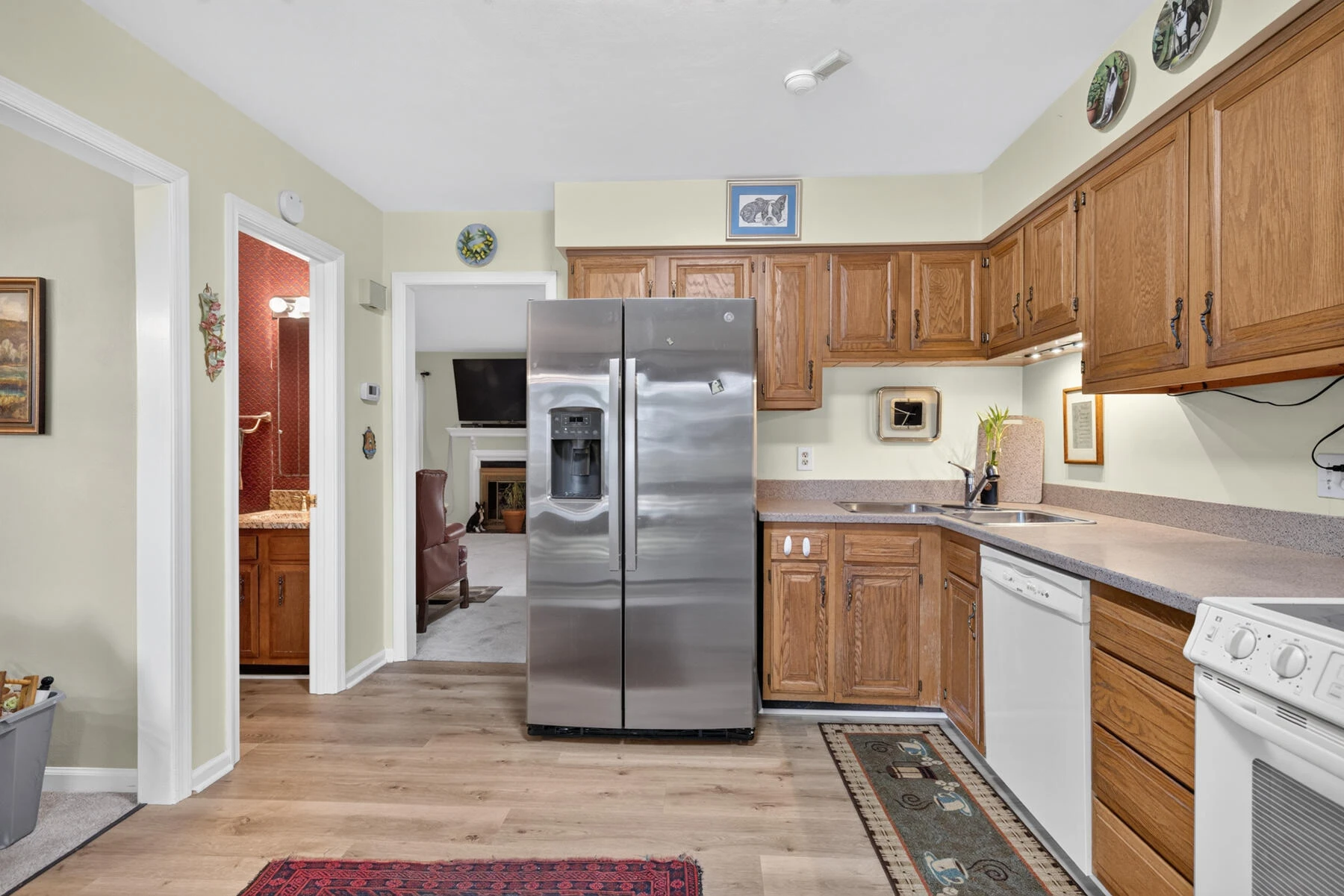 3434 Stonehenge SQ - Photo 6