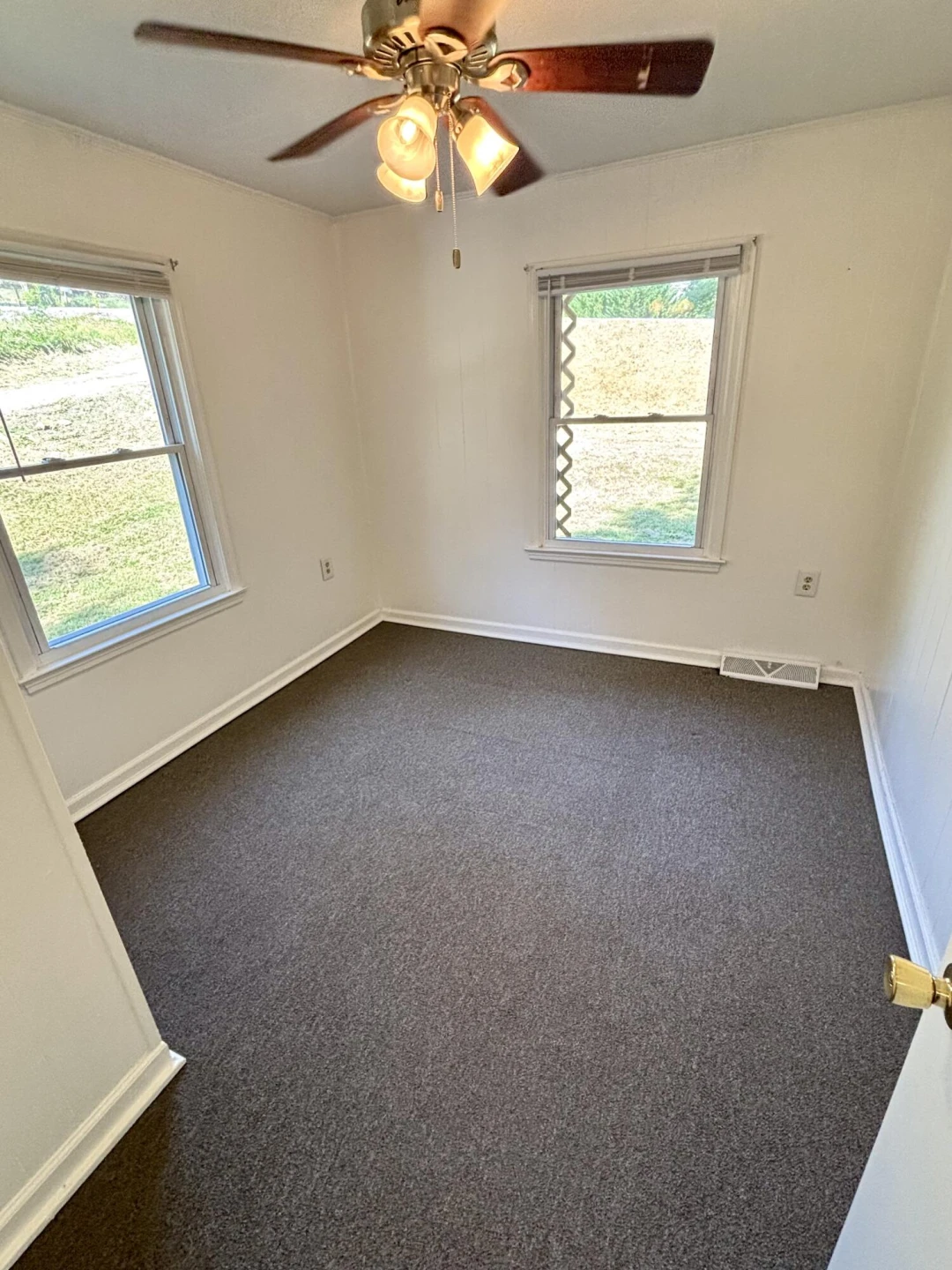 744 N Mill RD - Photo 11