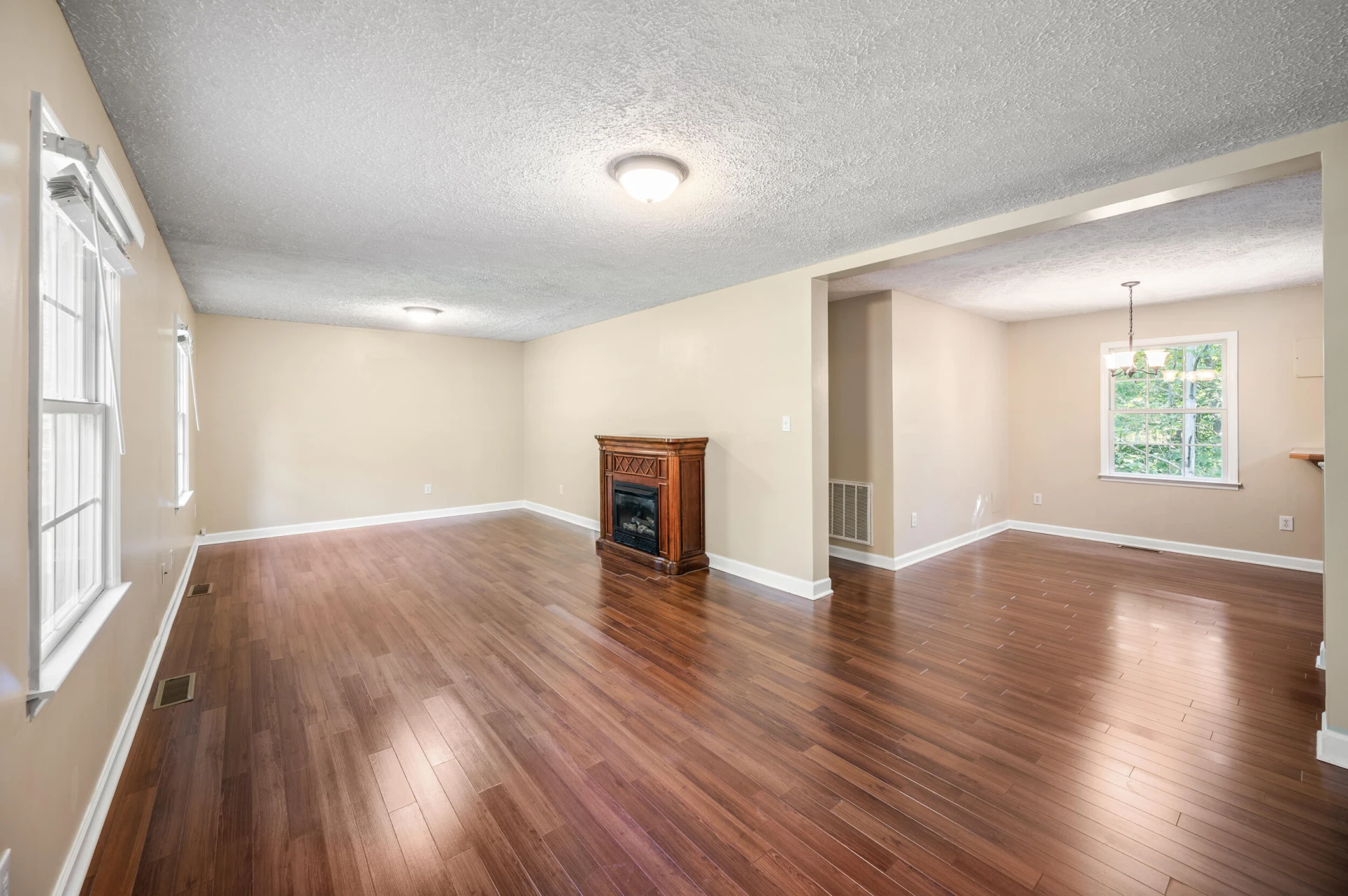 2898 White House RD - Photo 4
