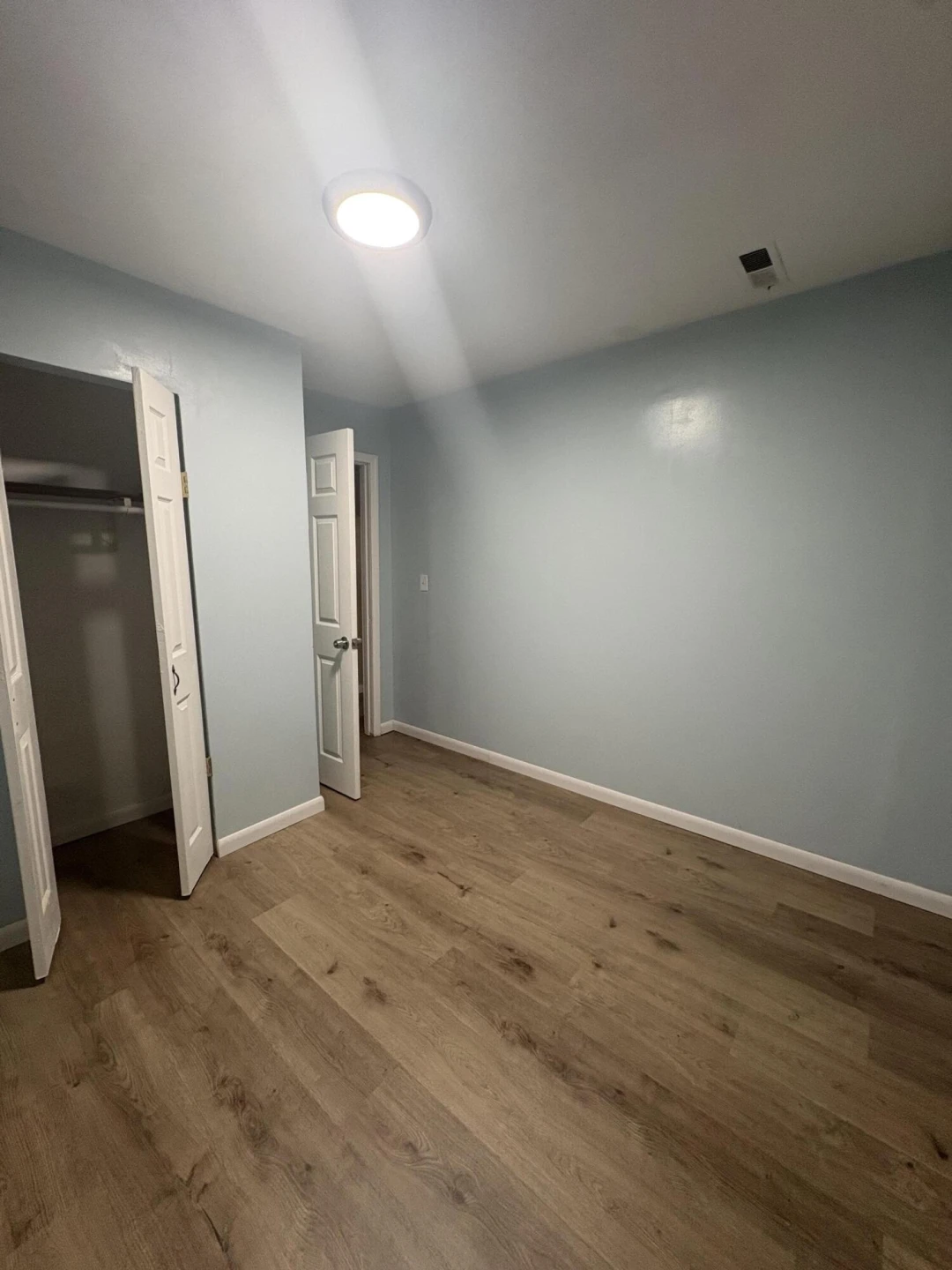 711 Hanover AVE NW - Photo 5