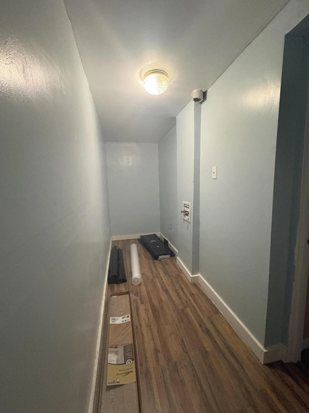 711 Hanover AVE NW - Photo 8