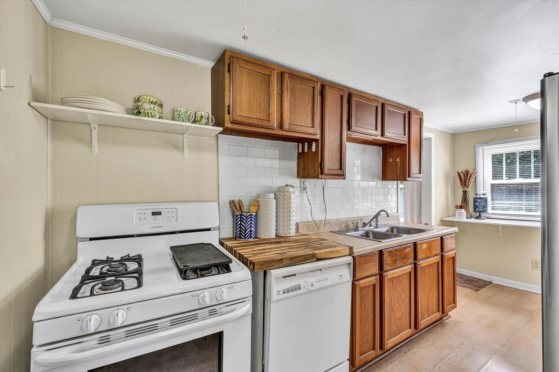 906 Caldwell ST NW - Photo 11