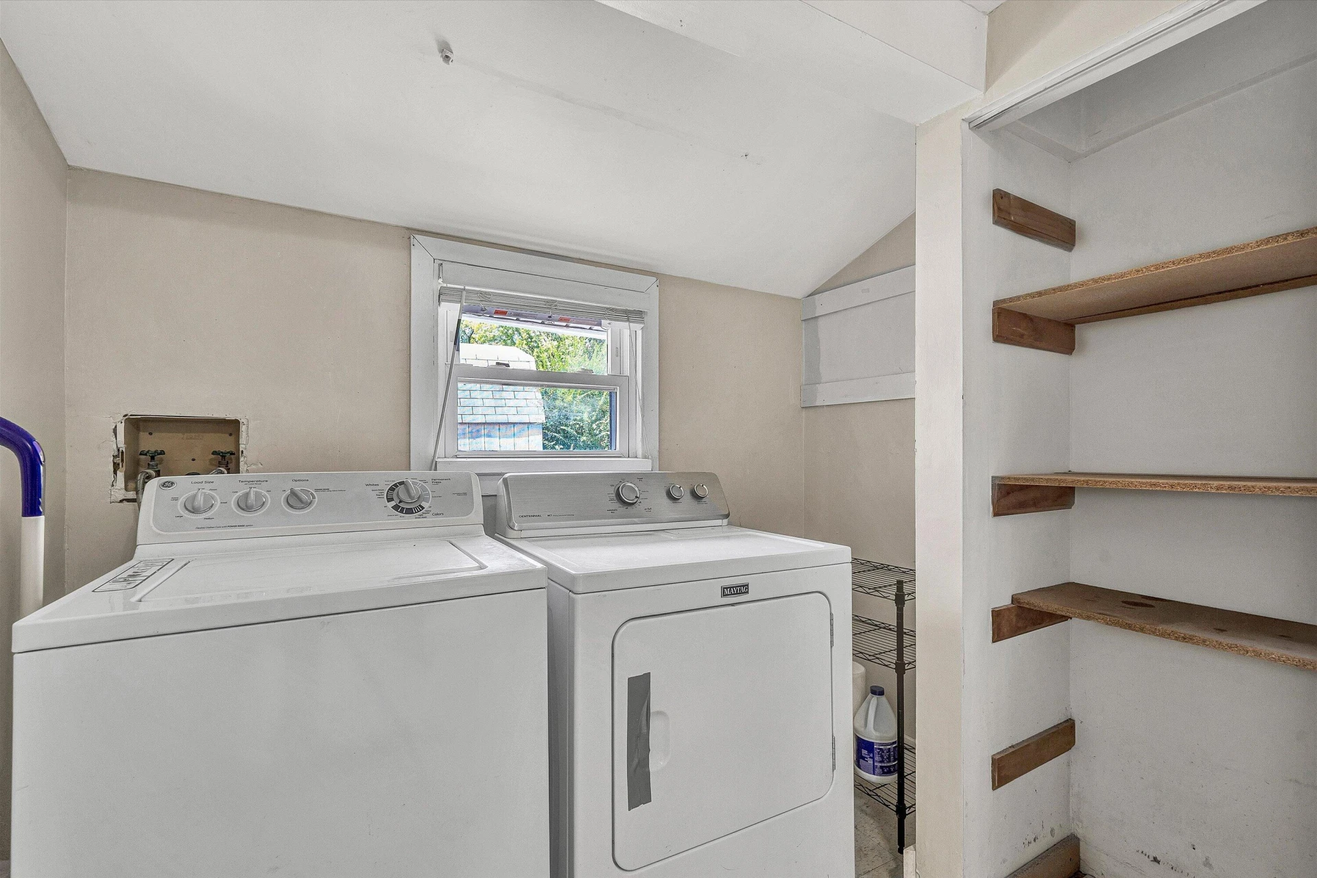 906 Caldwell ST NW - Photo 17