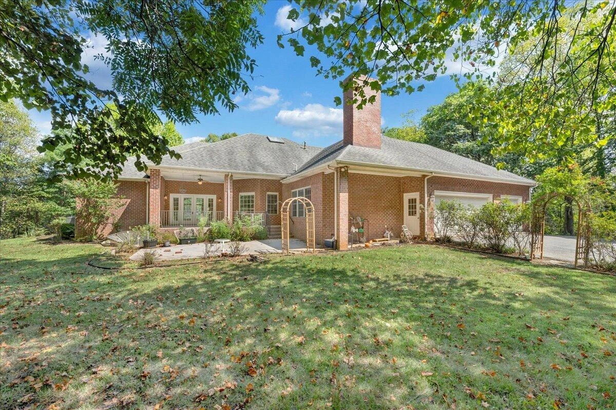 160 Grandview DR - Photo 5