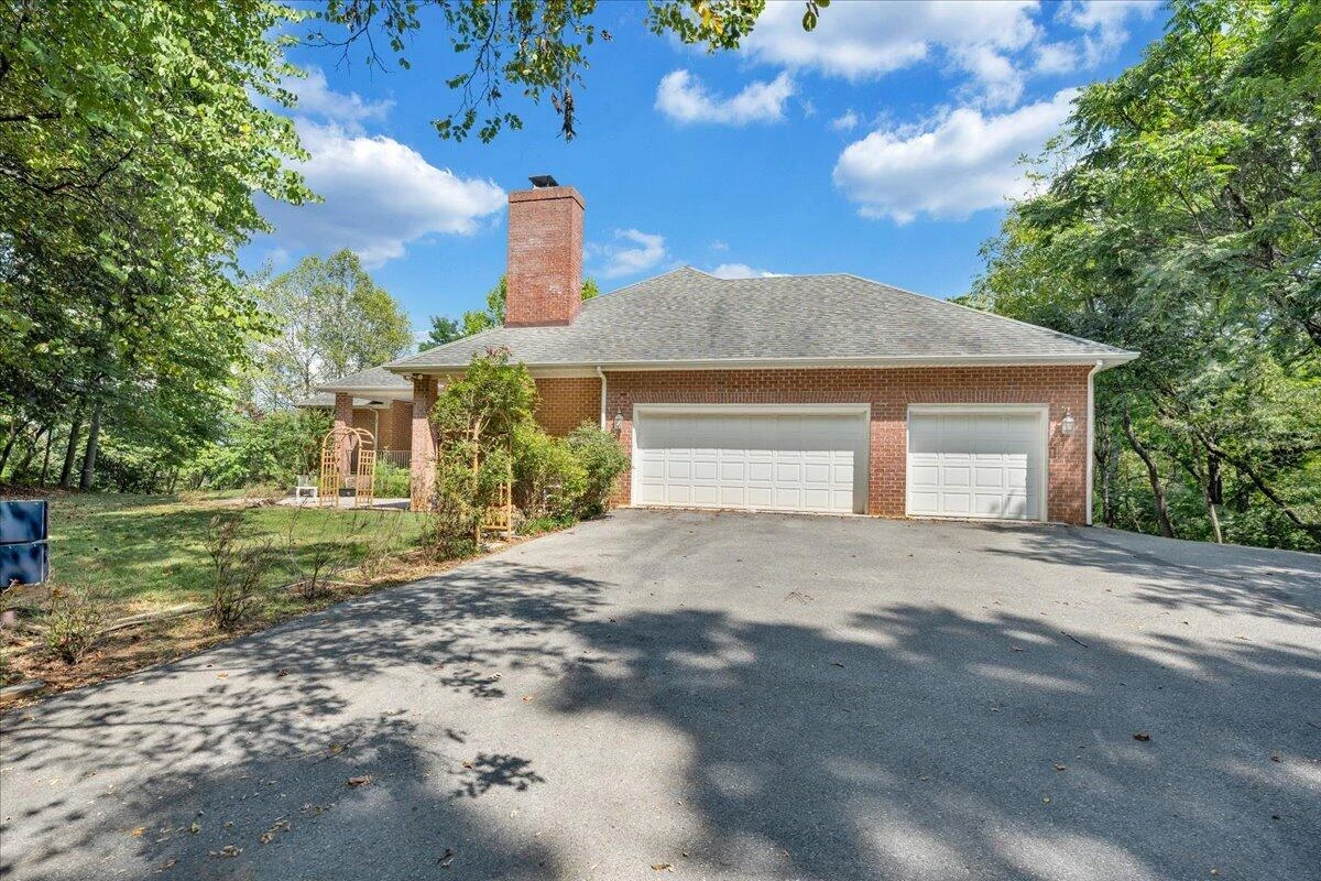 160 Grandview DR - Photo 6