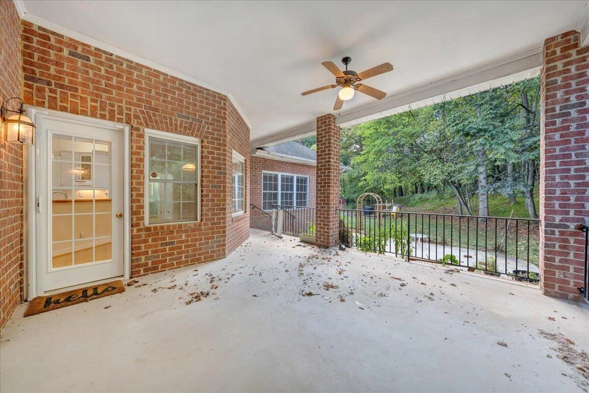 160 Grandview DR - Photo 11