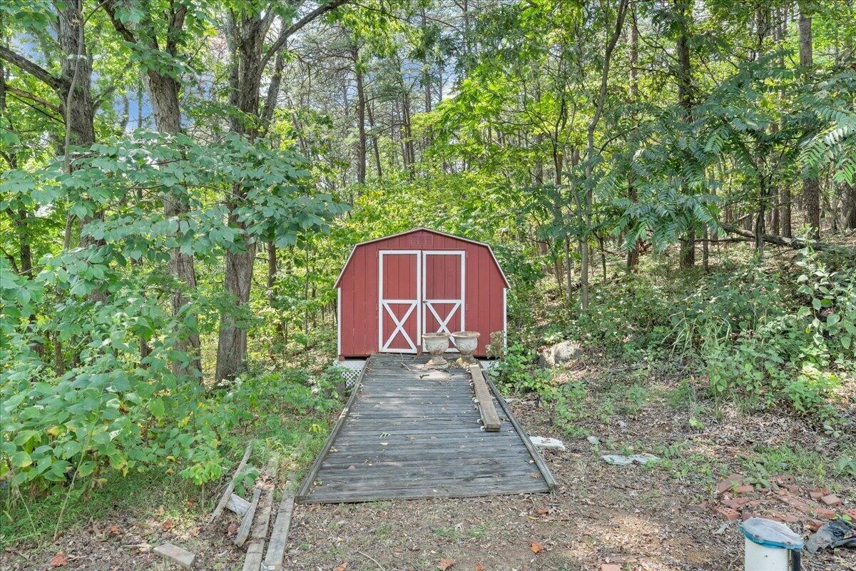 160 Grandview DR - Photo 14