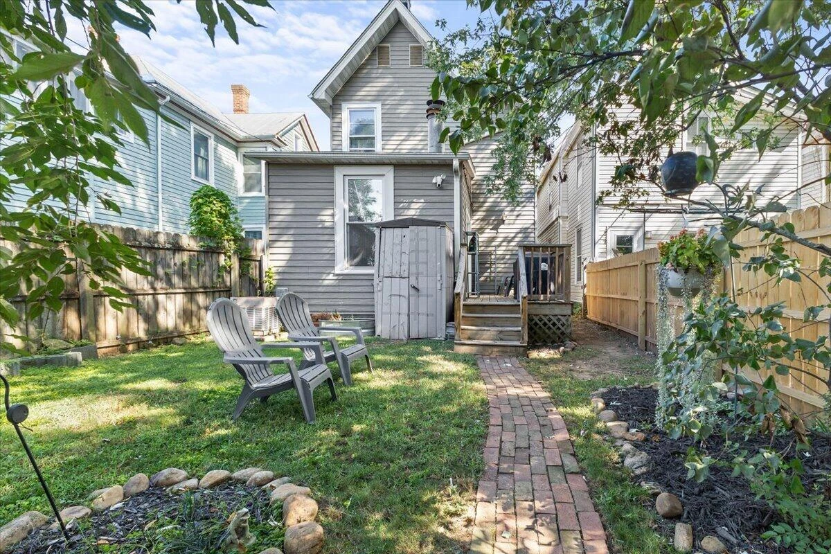 540 Mountain AVE SW - Photo 22