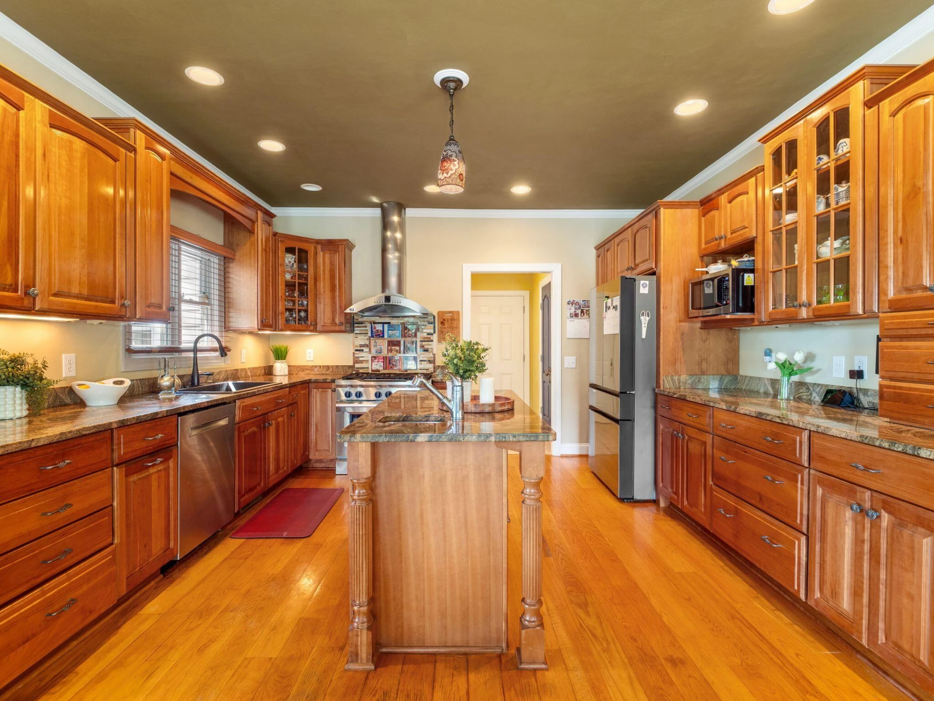 8875 Burnt Chimney RD - Photo 9