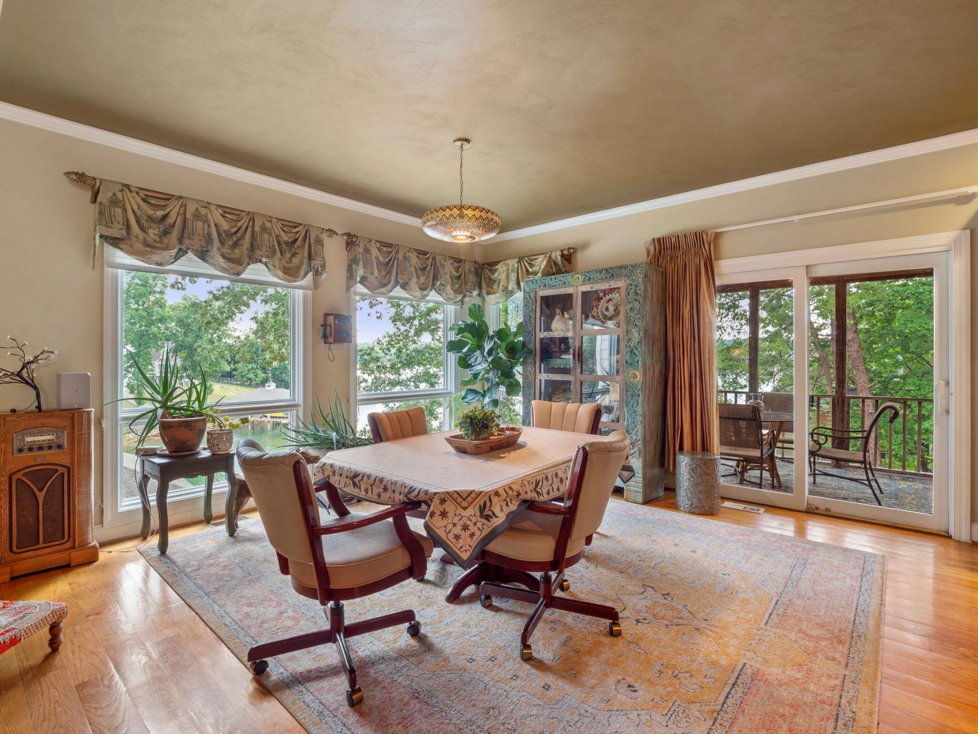 8875 Burnt Chimney RD - Photo 19