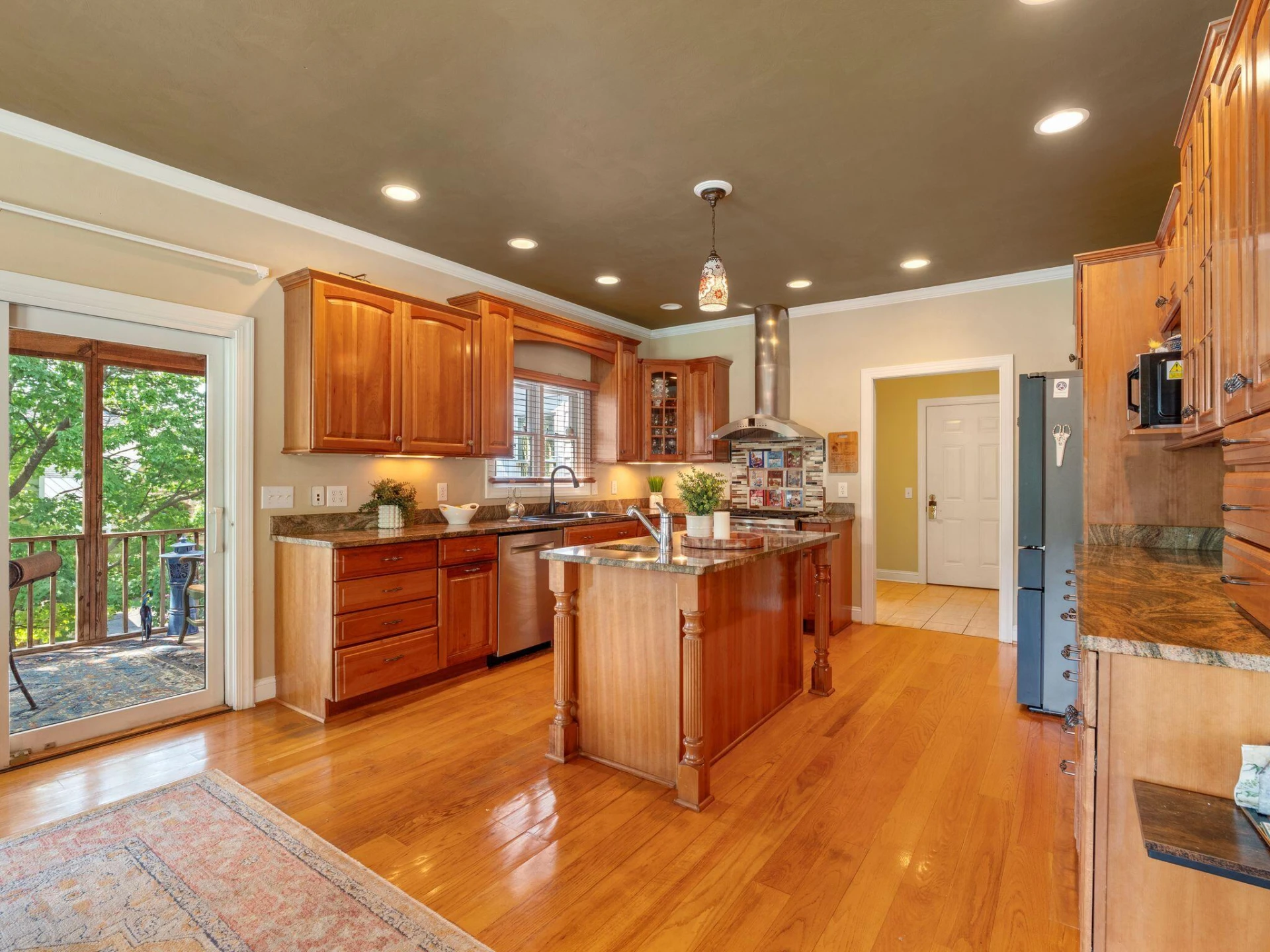 8875 Burnt Chimney RD - Photo 21