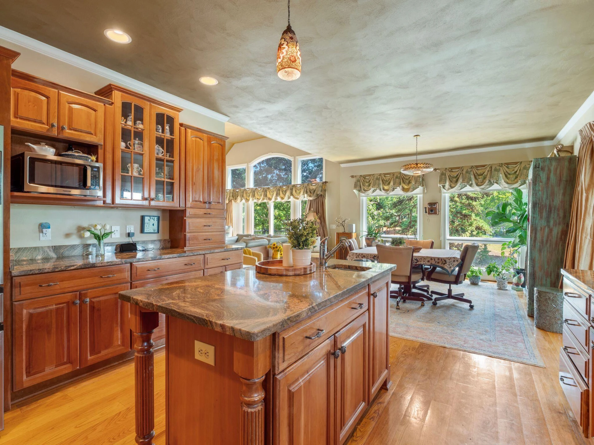 8875 Burnt Chimney RD - Photo 25