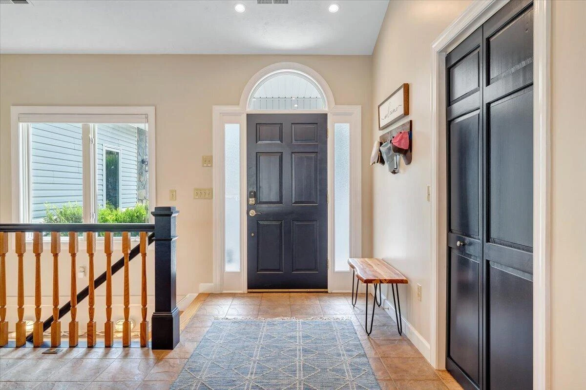 3020 Northridge RD - Photo 10
