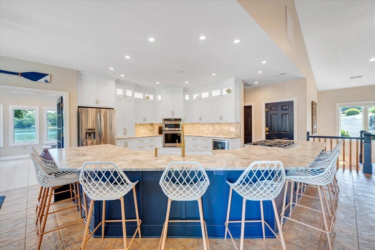 3020 Northridge RD - Photo 11