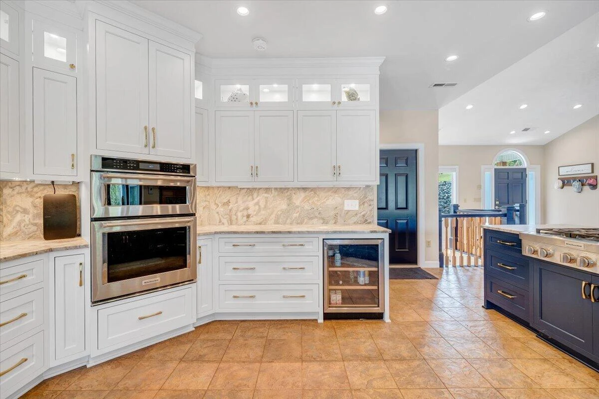 3020 Northridge RD - Photo 14