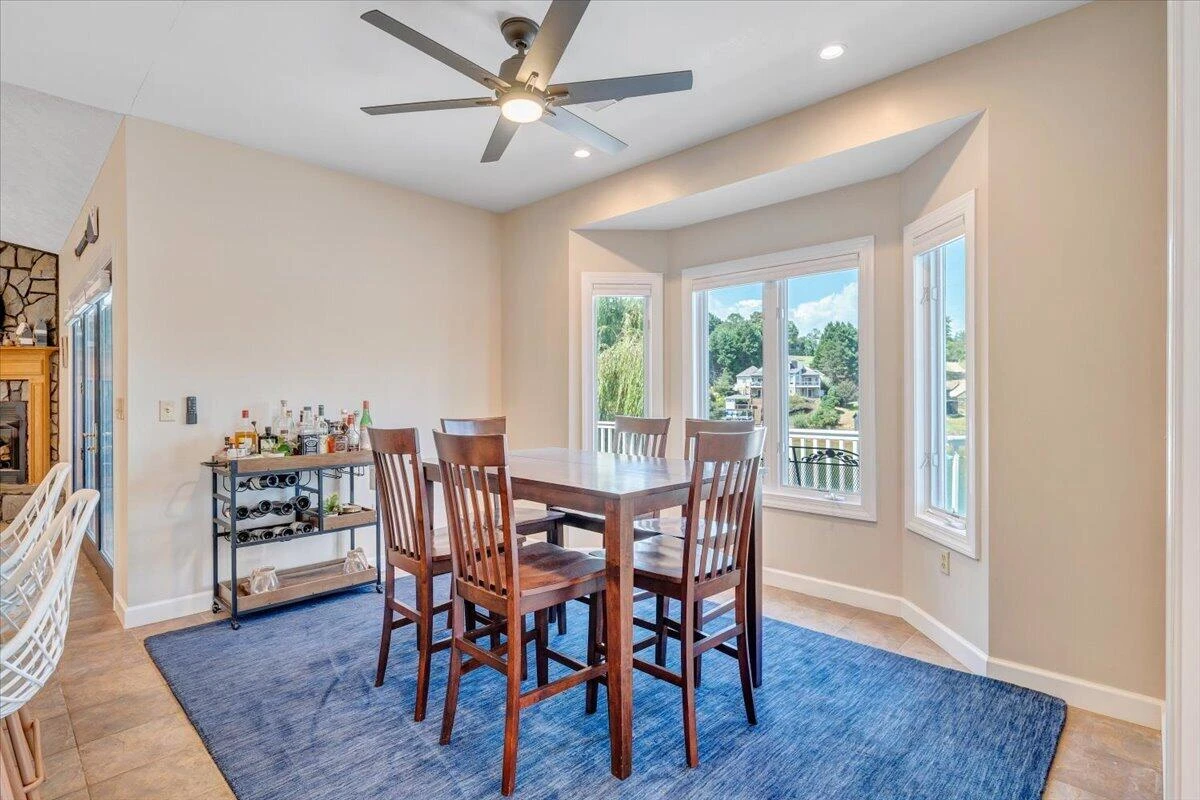 3020 Northridge RD - Photo 22