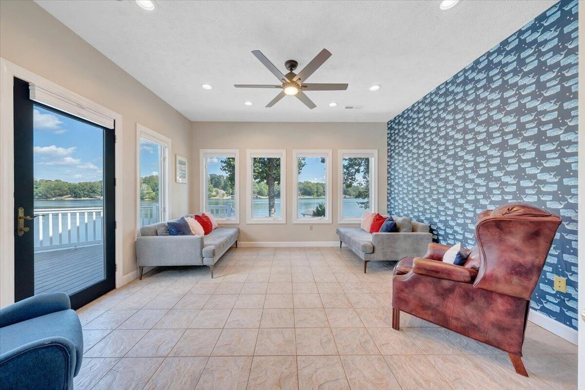 3020 Northridge RD - Photo 24