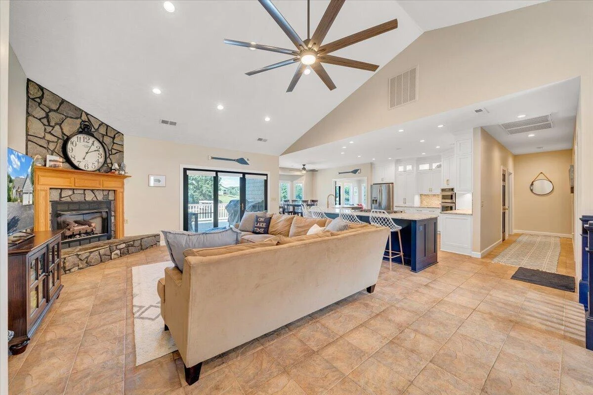 3020 Northridge RD - Photo 29