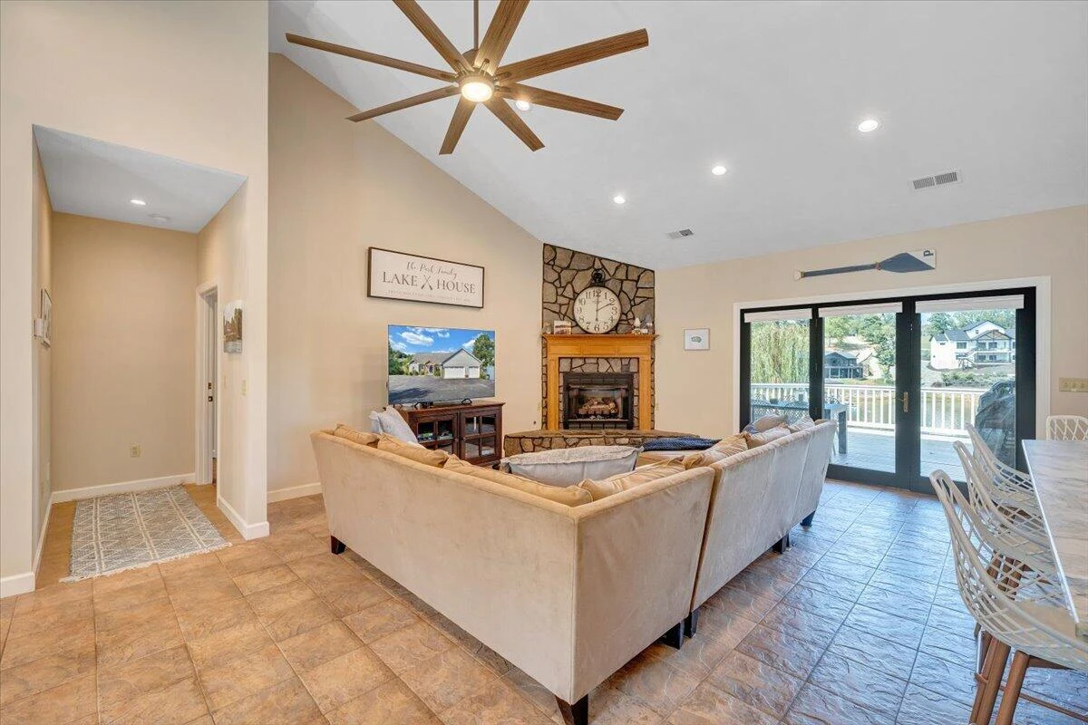 3020 Northridge RD - Photo 30