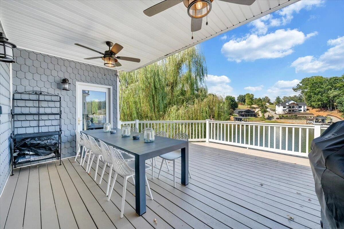 3020 Northridge RD - Photo 46