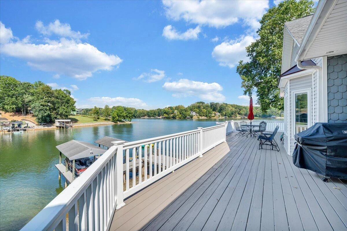 3020 Northridge RD - Photo 48