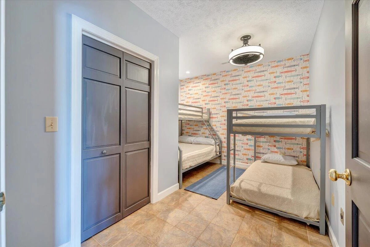 3020 Northridge RD - Photo 55