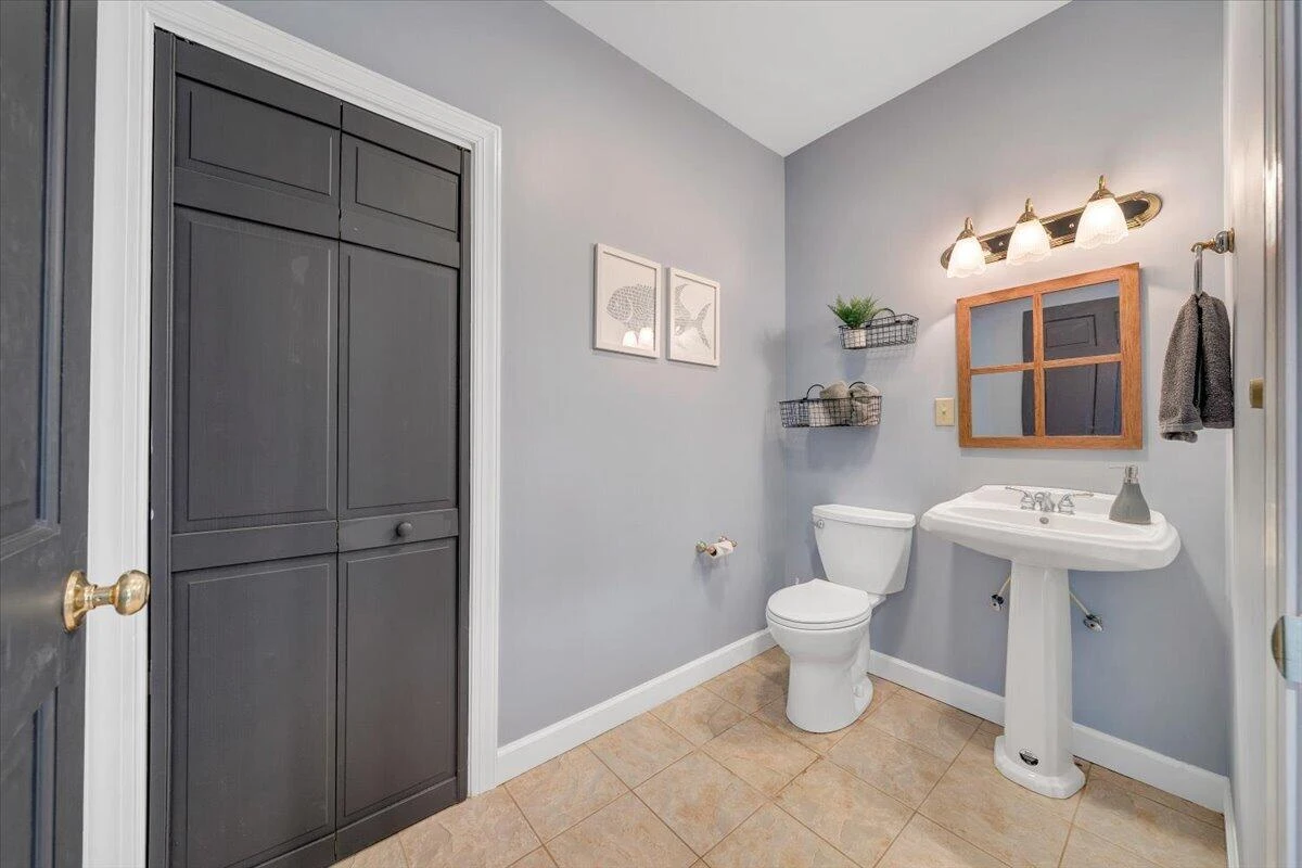 3020 Northridge RD - Photo 57