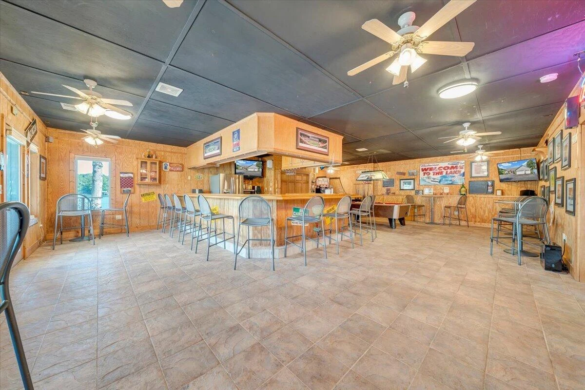 3020 Northridge RD - Photo 59
