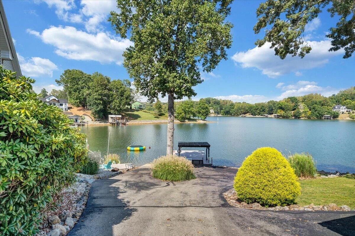 3020 Northridge RD - Photo 80