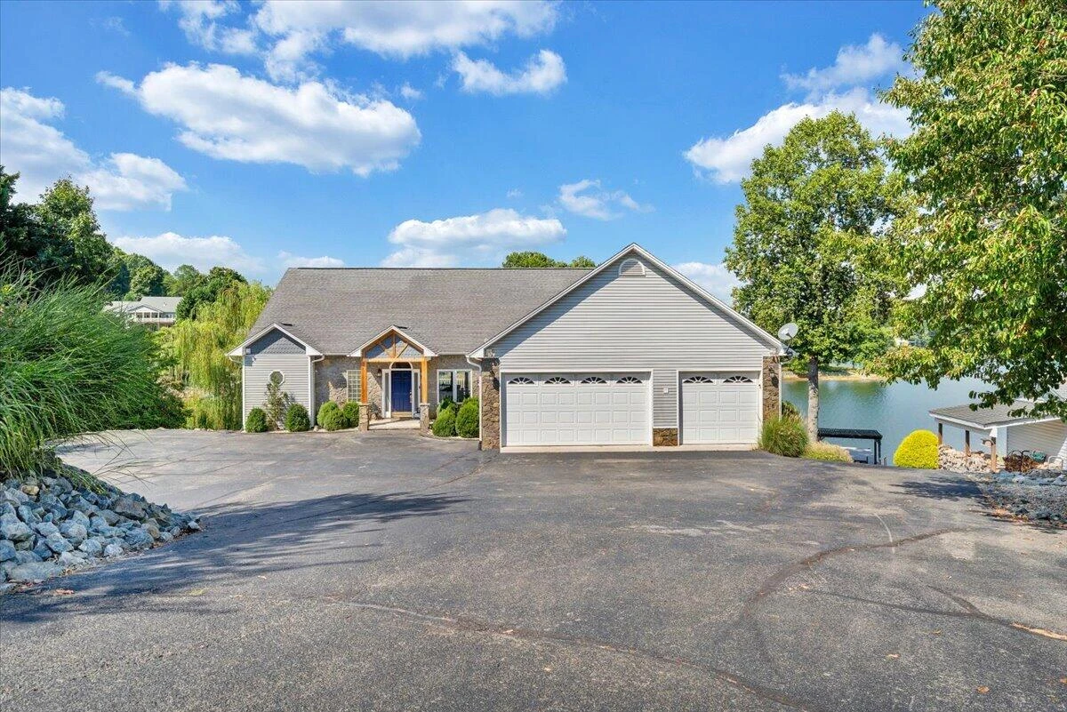 3020 Northridge RD - Photo 83