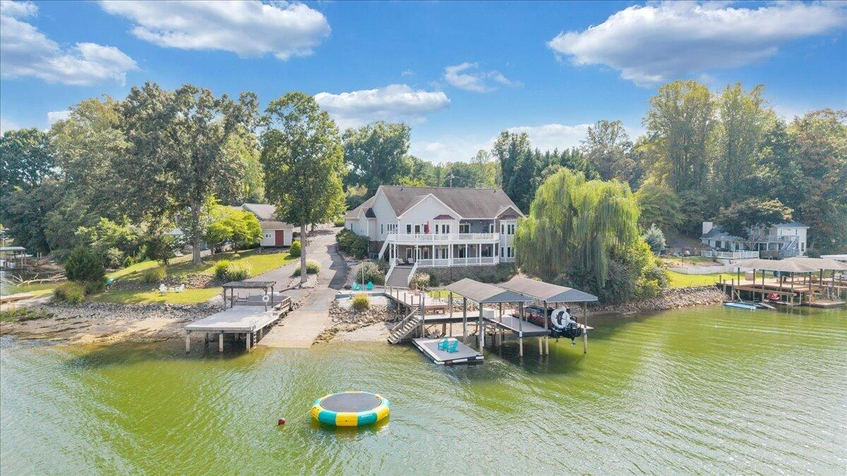 3020 Northridge RD - Photo 102