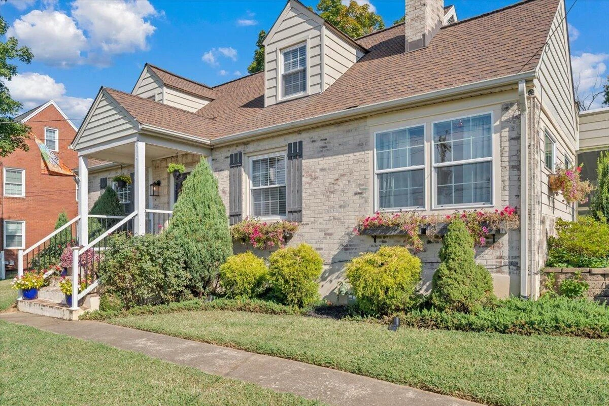 1032 Jeanette AVE - Photo 3