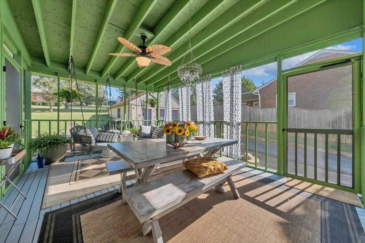 1032 Jeanette AVE - Photo 19