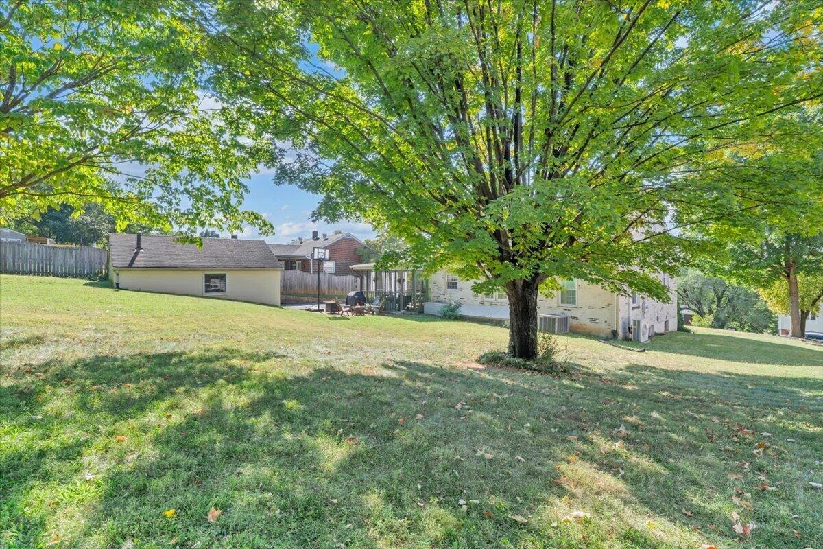1032 Jeanette AVE - Photo 48