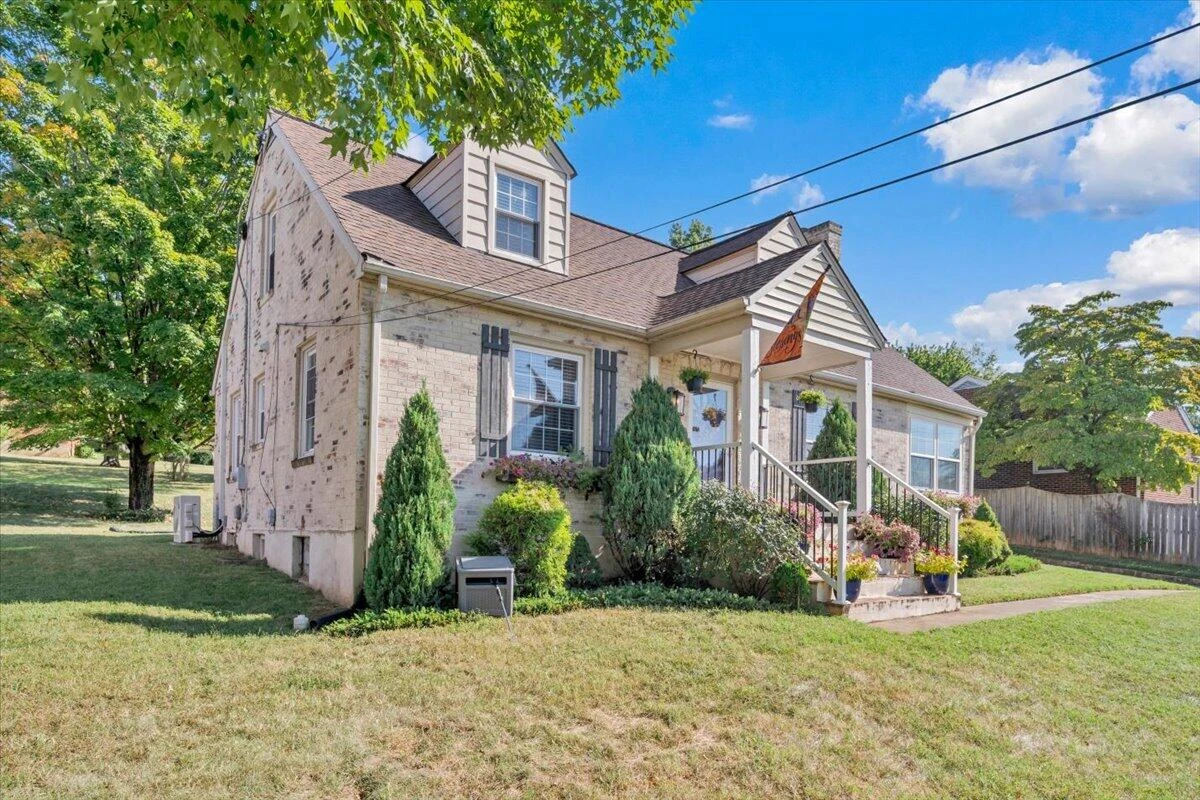 1032 Jeanette AVE - Photo 52