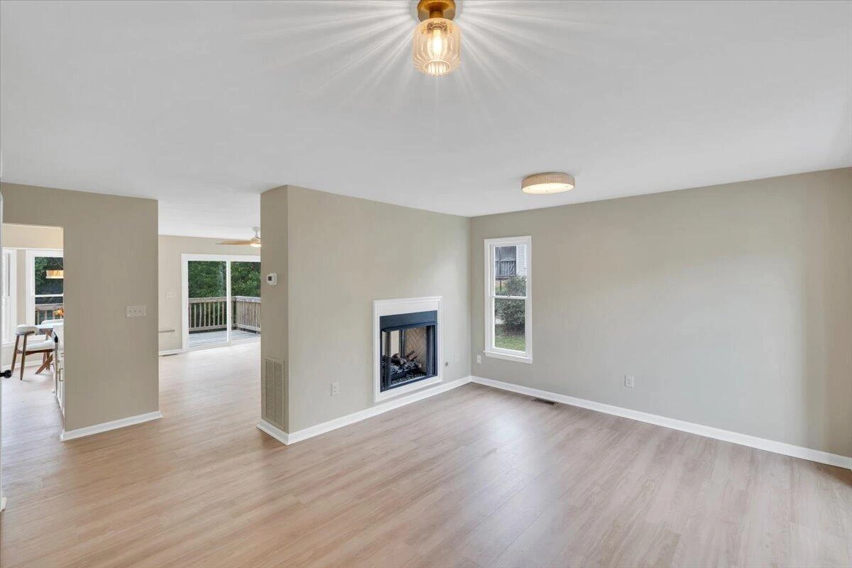 7233 Scarlet Oak DR - Photo 3