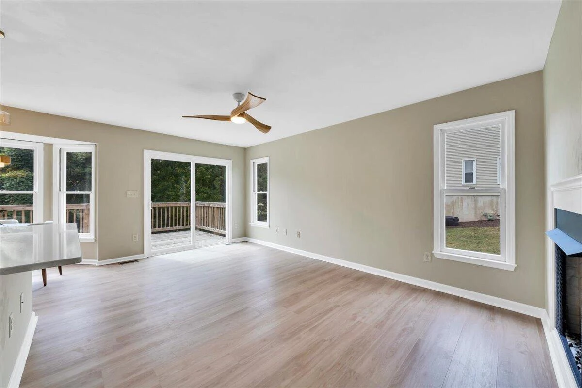 7233 Scarlet Oak DR - Photo 8