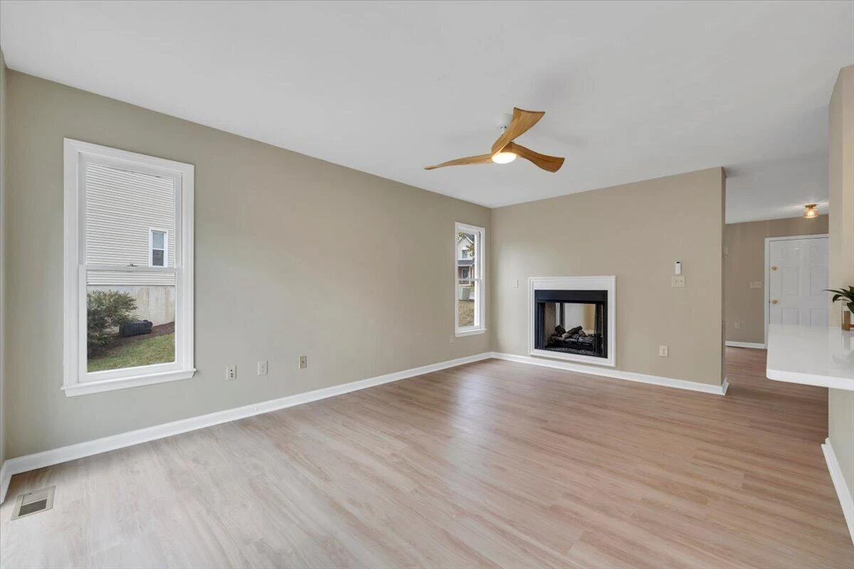 7233 Scarlet Oak DR - Photo 9